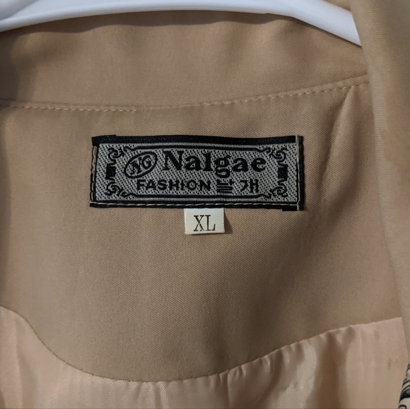 Nalgea Fashion Tan Button Front Trench with Paisley Lining Coat Size XL *Spot* - Picture 3 of 11